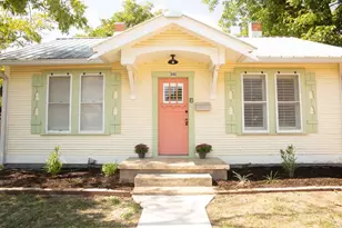 213 Mistletoe St, Fredericksburg, TX 78624 - Photo 1