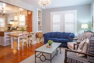 213 Mistletoe St, Fredericksburg, TX 78624 - Photo 3