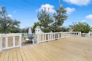 247 Sunday Cir, Fredericksburg, TX 78624 - Photo 17