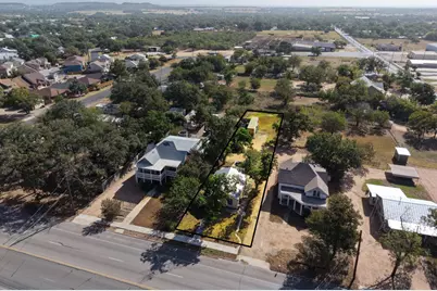 621 S Washington St, Fredericksburg, TX 78624 - Photo 45
