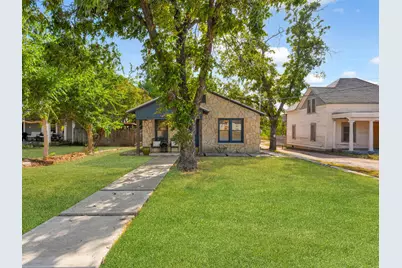 621 S Washington St, Fredericksburg, TX 78624 - Photo 3