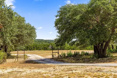 14511 Fm 32, Fischer, TX 78606 - Photo 37