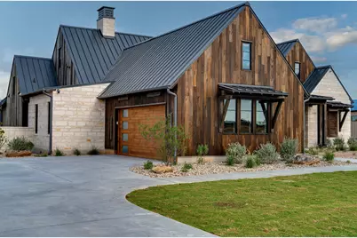 515 Interlaken St., Fredericksburg, TX 78624 - Photo 9
