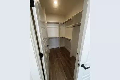 802 S Creek St #101, Fredericksburg, TX 78624 - Photo 9