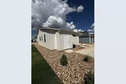 802 S Creek St #100, Fredericksburg, TX 78624 - Photo 23