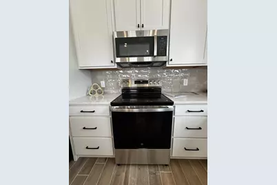 802 S Creek St #100, Fredericksburg, TX 78624 - Photo 9