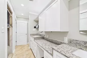 1016 Luckenbach-Cain City, Fredericksburg, TX 78624 - Photo 11