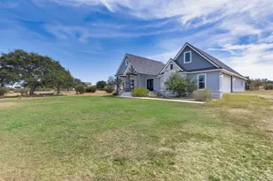803 Comanche Rdg, Round Mountain, TX 78663 - Photo 3
