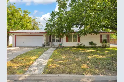 406 Bluebonnet Dr, Kerrville, TX 78028 - Photo 1