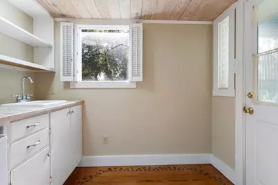 217 W Morse St, Fredericksburg, TX 78624 - Photo 31
