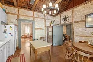 504 W Austin St, Fredericksburg, TX 78624 - Photo 11