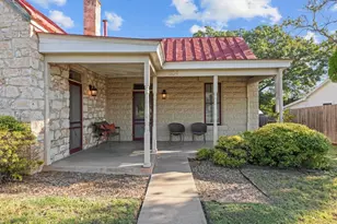 504 W Austin St, Fredericksburg, TX 78624 - Photo 27