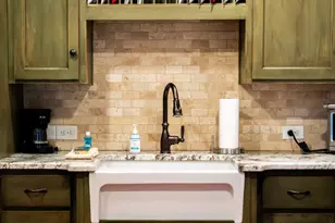 514 W Austin St, Fredericksburg, TX 78624 - Photo 21