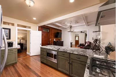 514 W Austin St, Fredericksburg, TX 78624 - Photo 19