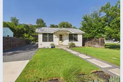 313 Fulton St, Fredericksburg, TX 78624 - Photo 1