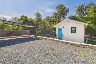 313 Fulton St, Fredericksburg, TX 78624 - Photo 23