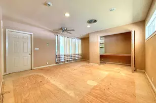 101 E Hale St, Fredericksburg, TX 78624 - Photo 5
