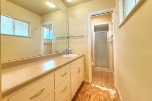 101 E Hale St, Fredericksburg, TX 78624 - Photo 15
