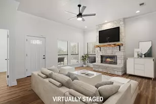 219 Victoria Dr, Kerrville, TX 78028 - Photo 5