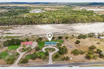 256 Wharton Rd, Kerrville, TX 78028 - Photo 37