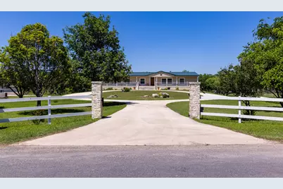 256 Wharton Rd, Kerrville, TX 78028 - Photo 3