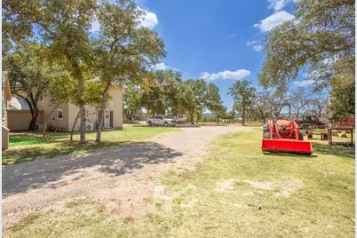 2010 County Road 233, Florence, TX 76527 - Photo 27