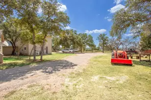 2010 Co Rd 233, Florence, TX 76527 - Photo 27