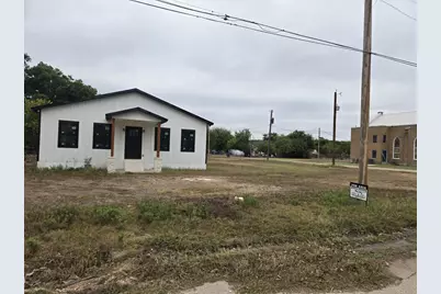 209 Tipton St, Menard, TX 76859 - Photo 3