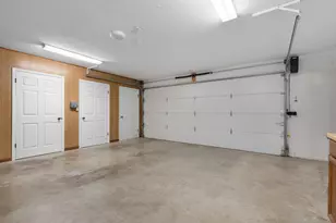 463 Summit Cir, Fredericksburg, TX 78624 - Photo 31