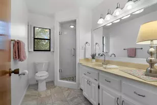 463 Summit Cir, Fredericksburg, TX 78624 - Photo 21
