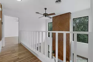 463 Summit Cir, Fredericksburg, TX 78624 - Photo 17