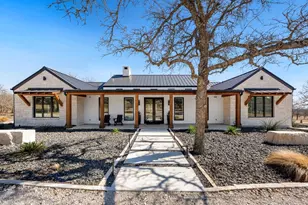 415 Mystic Oaks Trail, Fredericksburg, TX 78624 - Photo 7