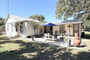 162 N Third St, Harper, TX 78631 - Photo 35