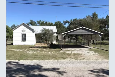 162 N Third St, Harper, TX 78631 - Photo 1