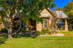 806 E Hwy St, Fredericksburg, TX 78624 - Photo 3