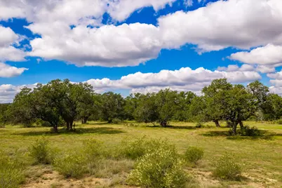 3145 N Grape Creek Rd, Fredericksburg, TX 78624 - Photo 3