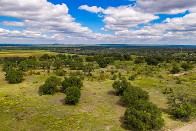 3145 N Grape Creek Rd, Fredericksburg, TX 78624 - Photo 7