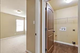 510 Mueller St, Fredericksburg, TX 78624 - Photo 11