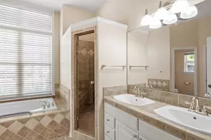 613 Persimmon Ct, Fredericksburg, TX 78624 - Photo 23