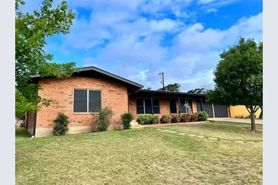 155 N Linda Dr, Fredericksburg, TX 78624 - Photo 1