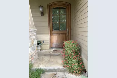 806 E Highway St, Fredericksburg, TX 78624 - Photo 7