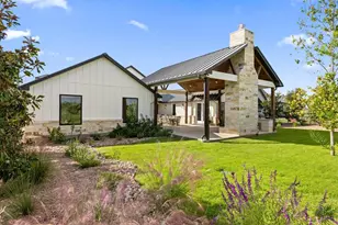 216 Interlaken St, Fredericksburg, TX 78624 - Photo 35