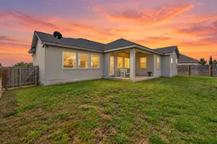 104 Madrona Ln, Fredericksburg, TX 78624 - Photo 23