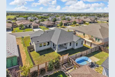 104 Madrona Lane, Fredericksburg, TX 78624 - Photo 27