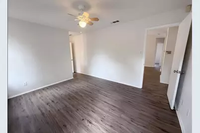 3702 Kandy Dr Kay St, Austin, TX 78749 - Photo 5