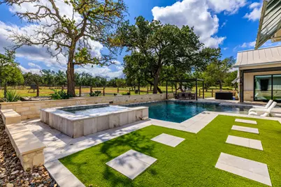 118 Phlox Trl, Fredericksburg, TX 78624 - Photo 5
