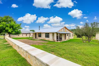 4995 Ranch Rd 648, Fredericksburg, TX 78624 - Photo 9