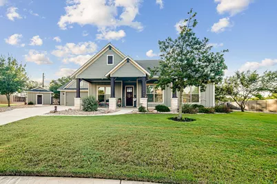 411 Cypress, Fredericksburg, TX 78624 - Photo 3
