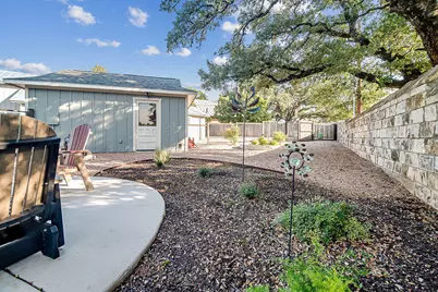 411 Cypress, Fredericksburg, TX 78624 - Photo 33