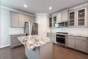 10707 Centre Fo Centre St, Houston, TX 77043 - Photo 3